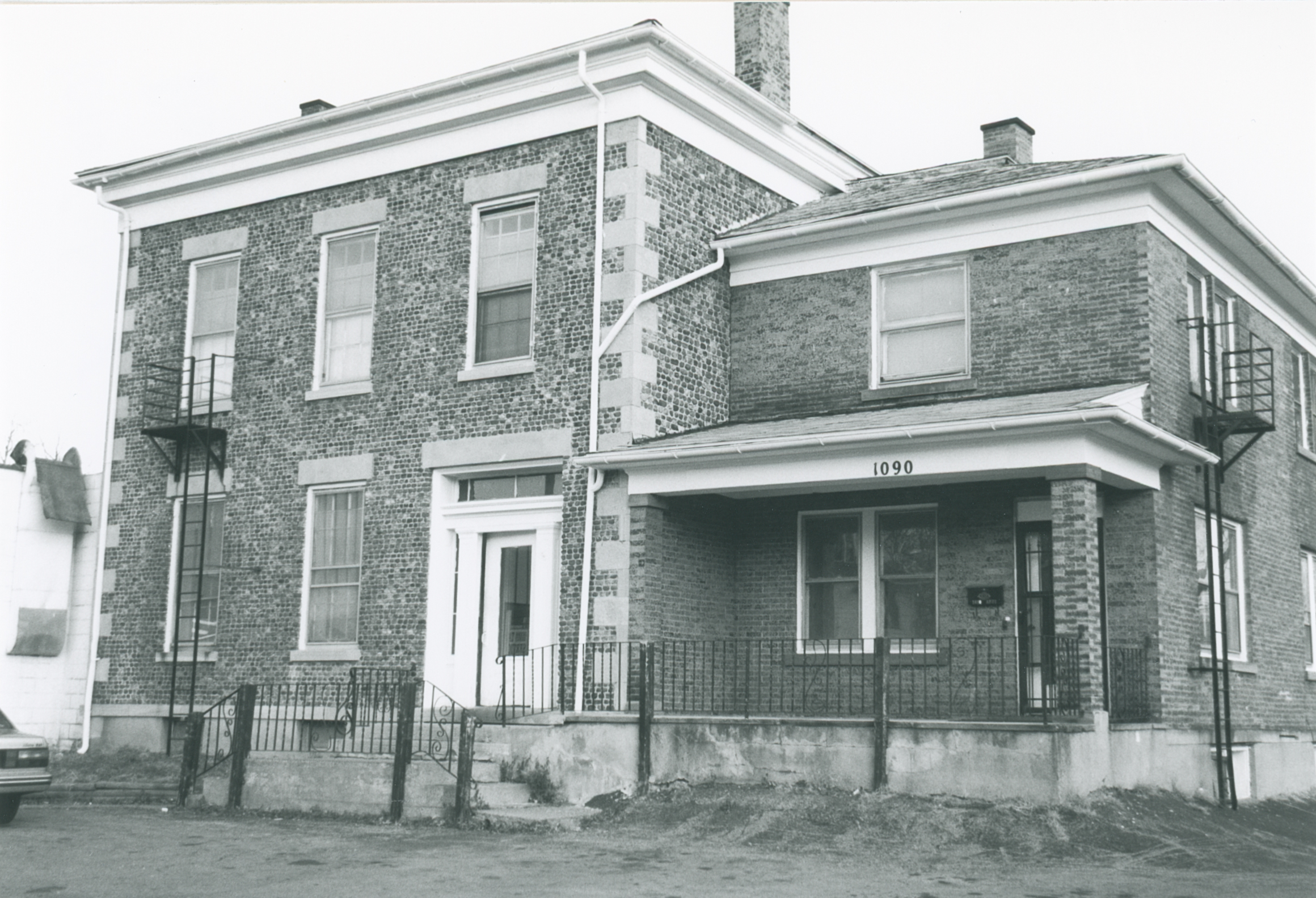 Roc-1 1090 Culver Rd 1